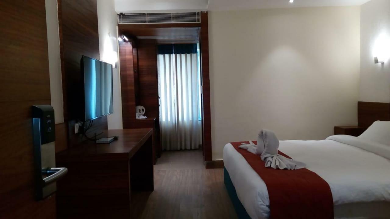 Kings Crown Salt Lake Kolkata Luaran gambar
