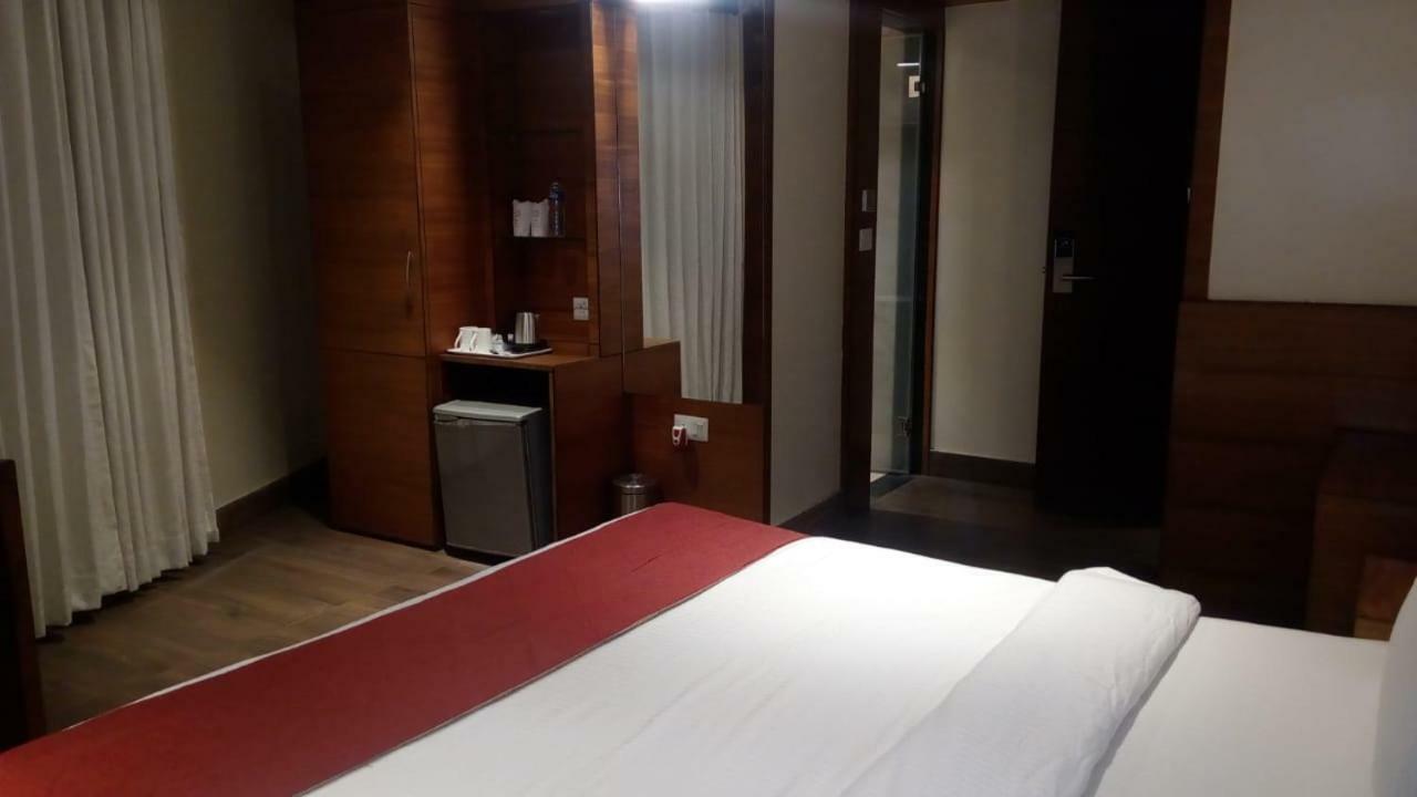 Kings Crown Salt Lake Kolkata Luaran gambar