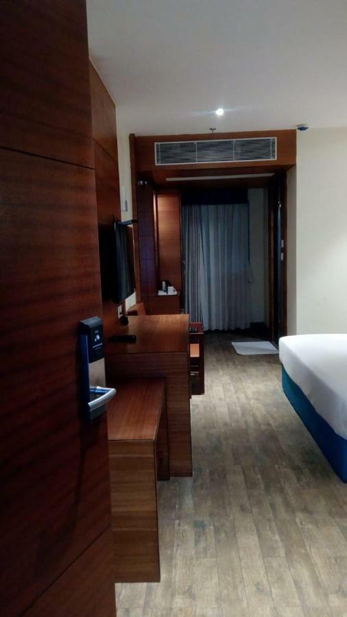 Kings Crown Salt Lake Kolkata Luaran gambar